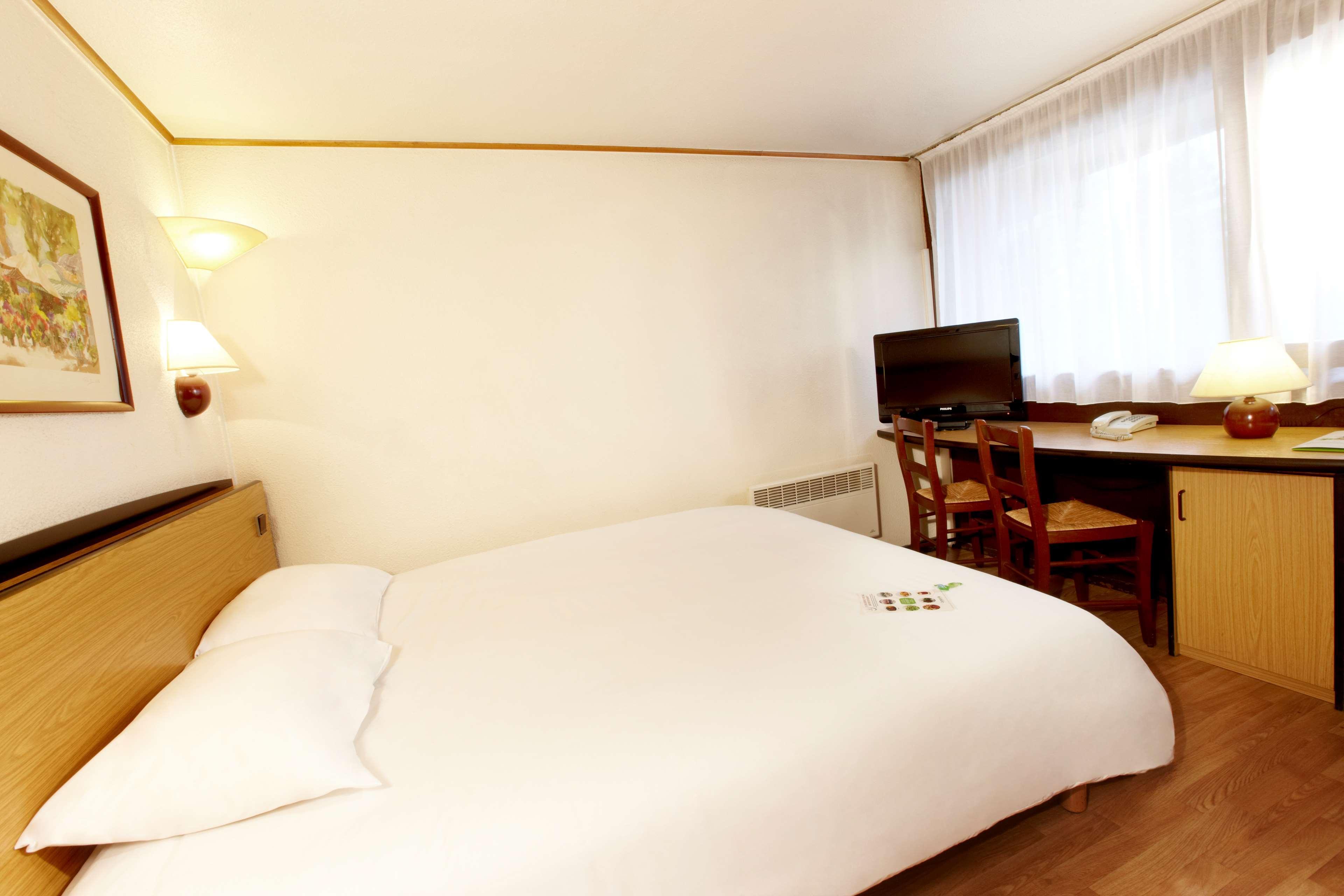 טריניאק Hotel De La Briere מראה חיצוני תמונה