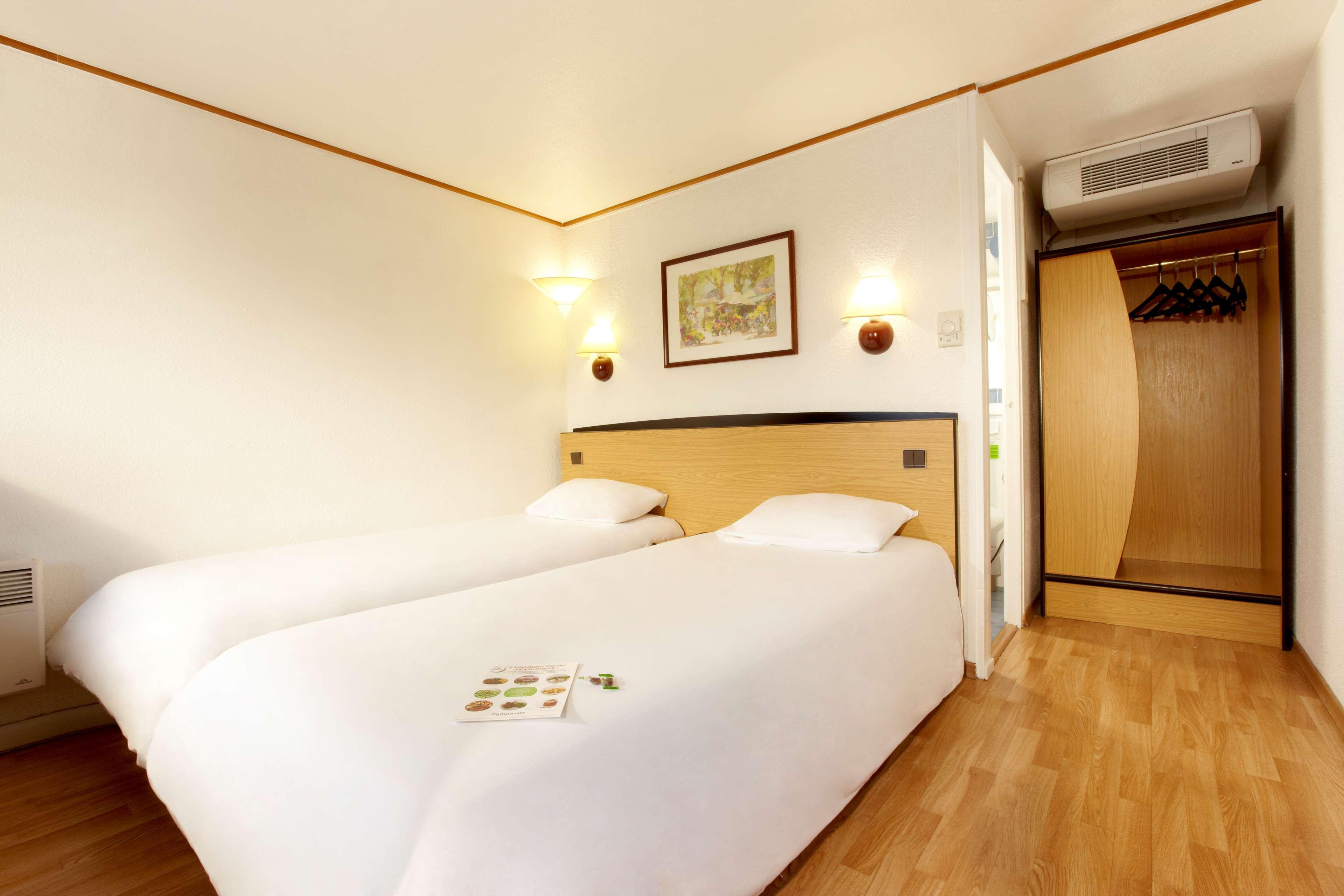 טריניאק Hotel De La Briere מראה חיצוני תמונה
