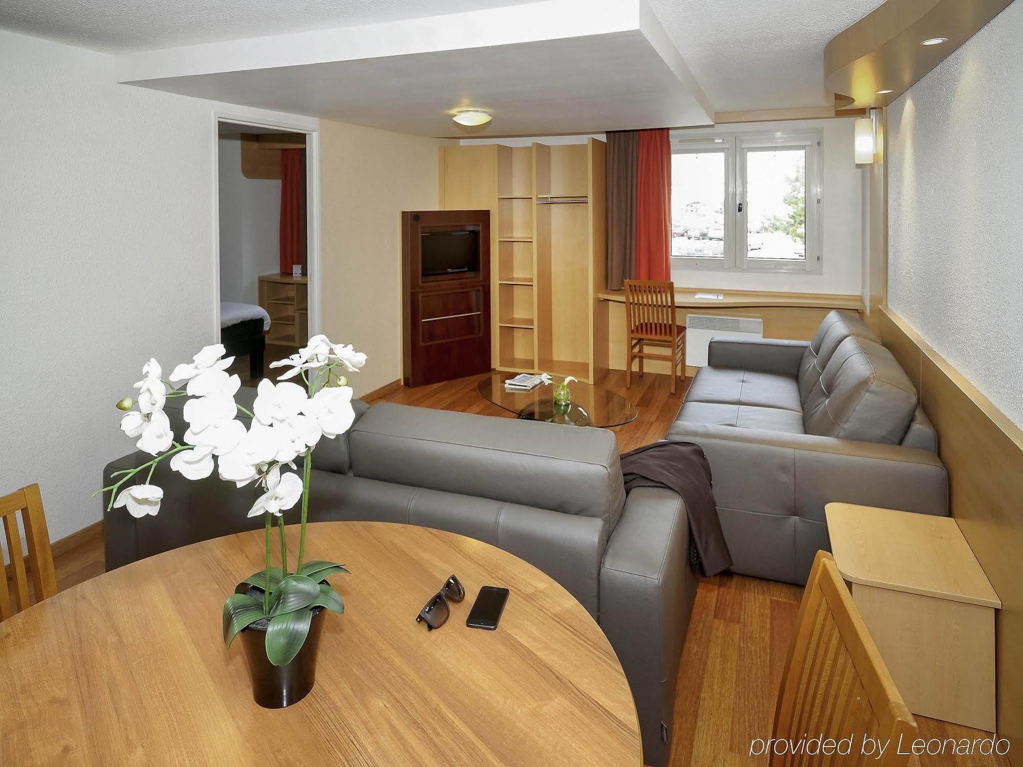 טריניאק Hotel De La Briere מראה חיצוני תמונה