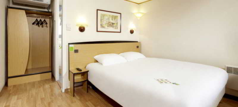 טריניאק Hotel De La Briere מראה חיצוני תמונה